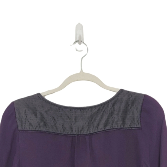 Diane Von Furstenberg 100% Silk Long Sleeve Blouse. - Picture 7 of 8